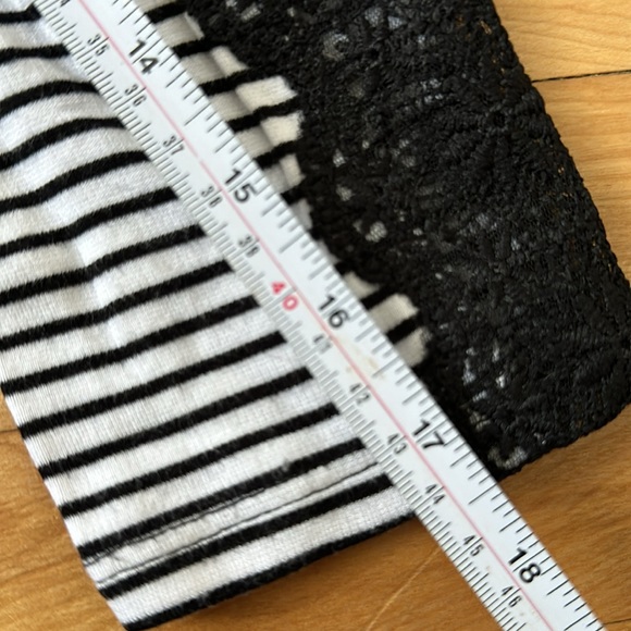 Stork & Babe Women’s Maternity Stripped Shirt Size Small - Picture 6 of 9